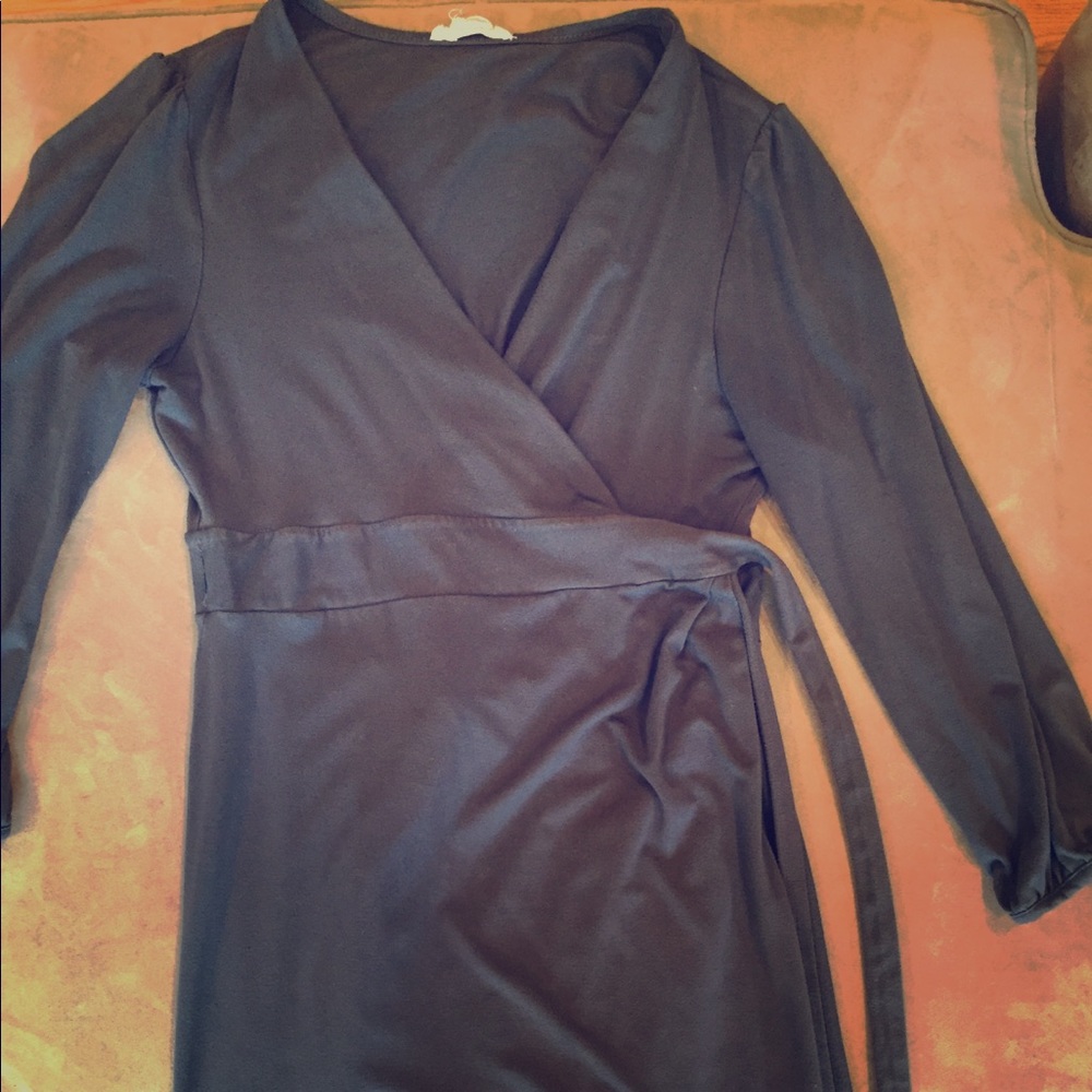 Ingrid and Isabel maternity wrap dress